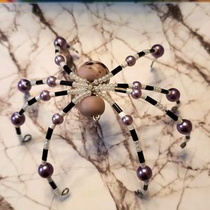 Pearl beaded spider 🕷